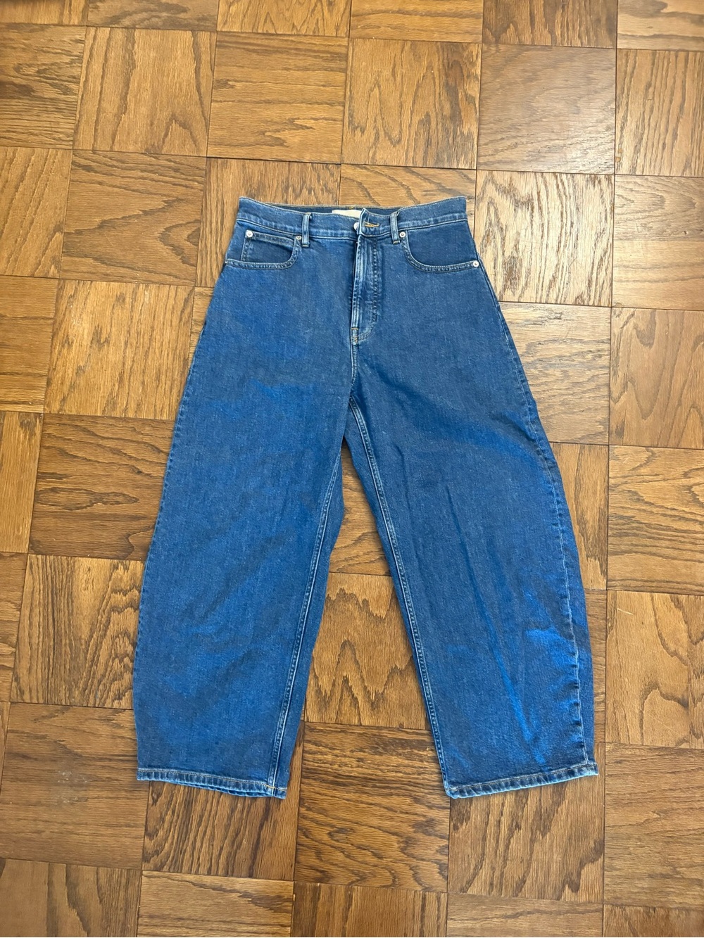 Everlane Relaxed Barrel Denim Jeans in Blue